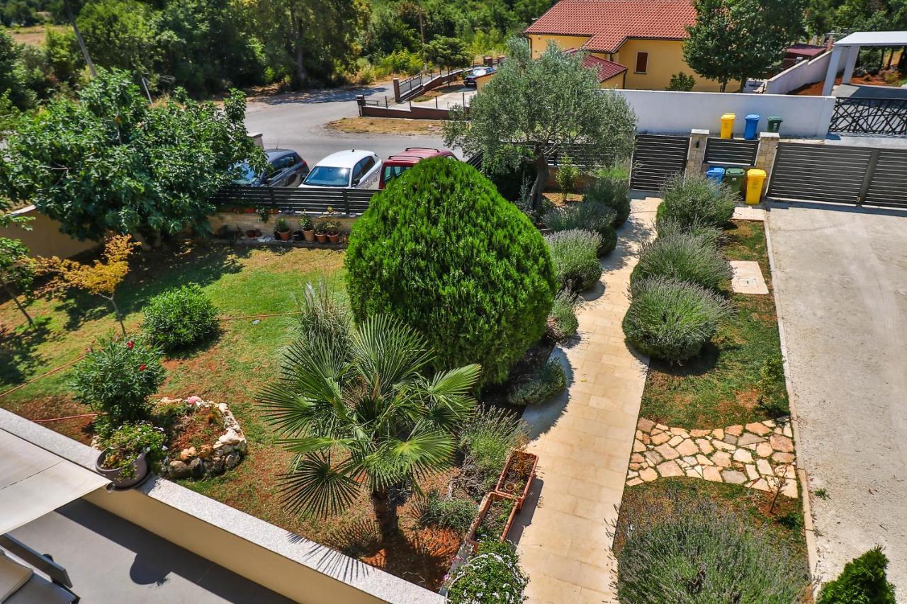 Sonnengarten apartments Marčana Eksteriør bilde